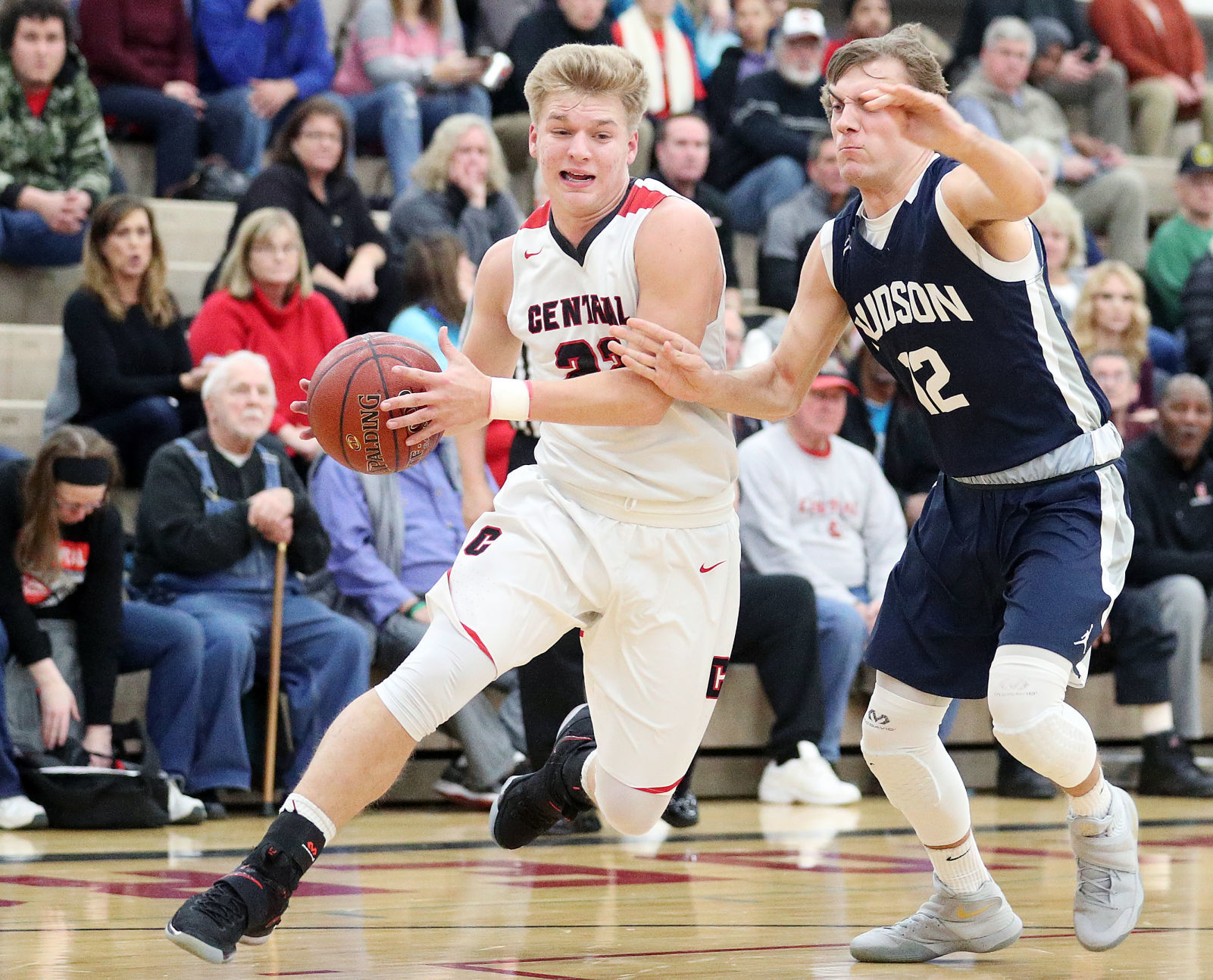 La Crosse Central vs. Hudson